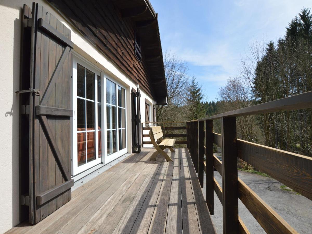 Hébergement de vacances In The Middle Of Nature With Sauna *