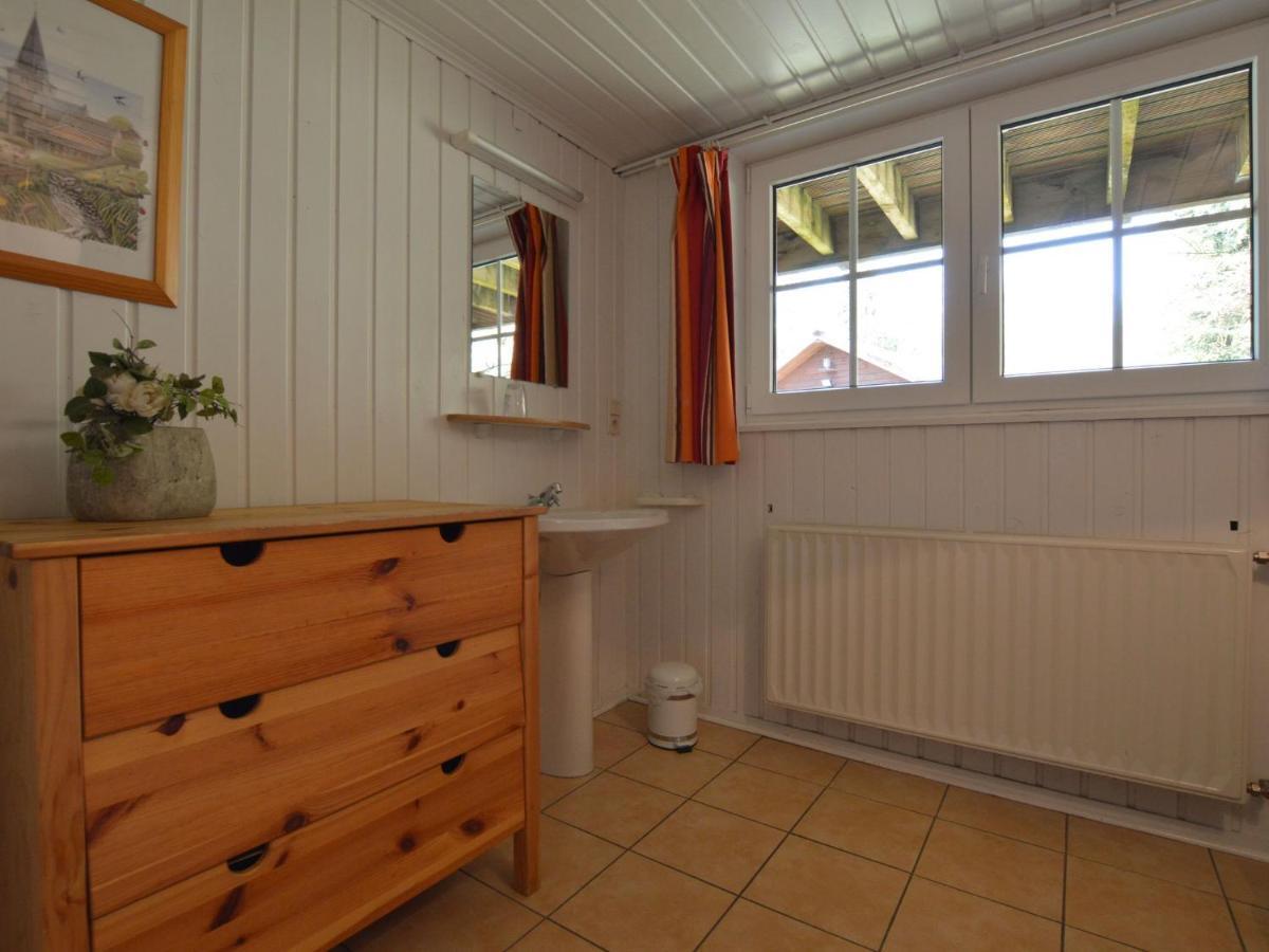 Hébergement de vacances In The Middle Of Nature With Sauna *